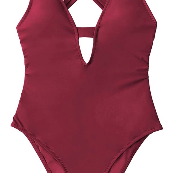 Red Cupshe Medium One-piece Swimsuit - Picture 4 of 5